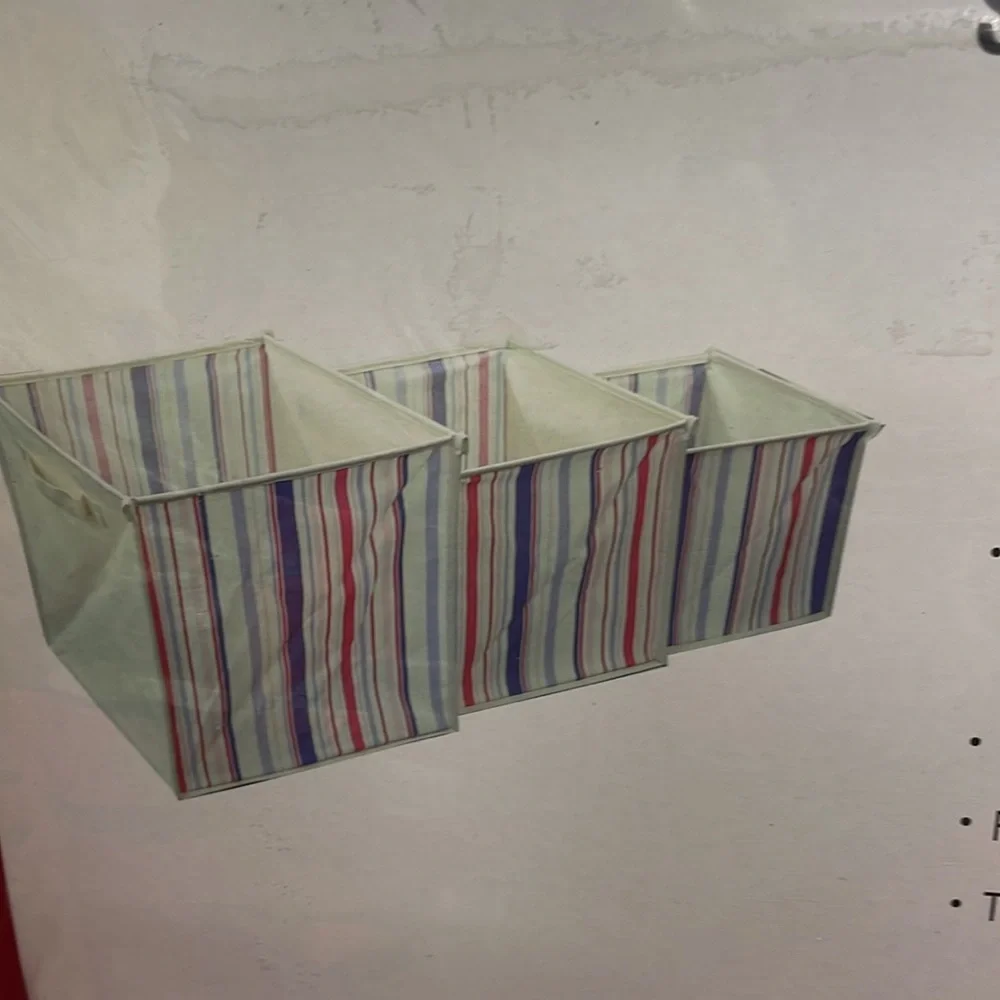Set of 3 Magic Cubes Garment Organizer